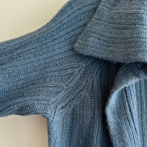 Carmen Marc Valvo Steel Blue Cozy Open Front Cardigan Sweater, Size Small - Picture 5 of 16